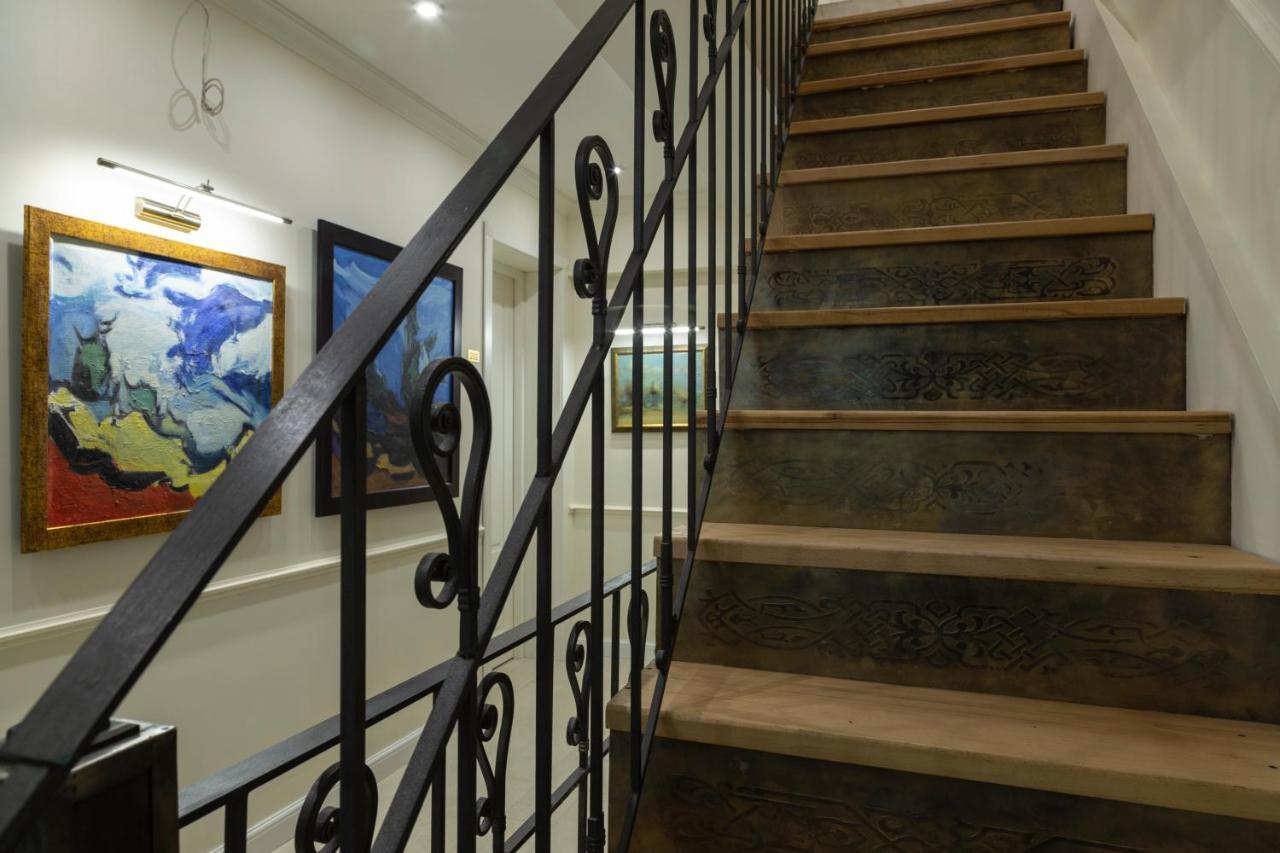 Omart Hotel - Gallery Tbilisi Exterior photo