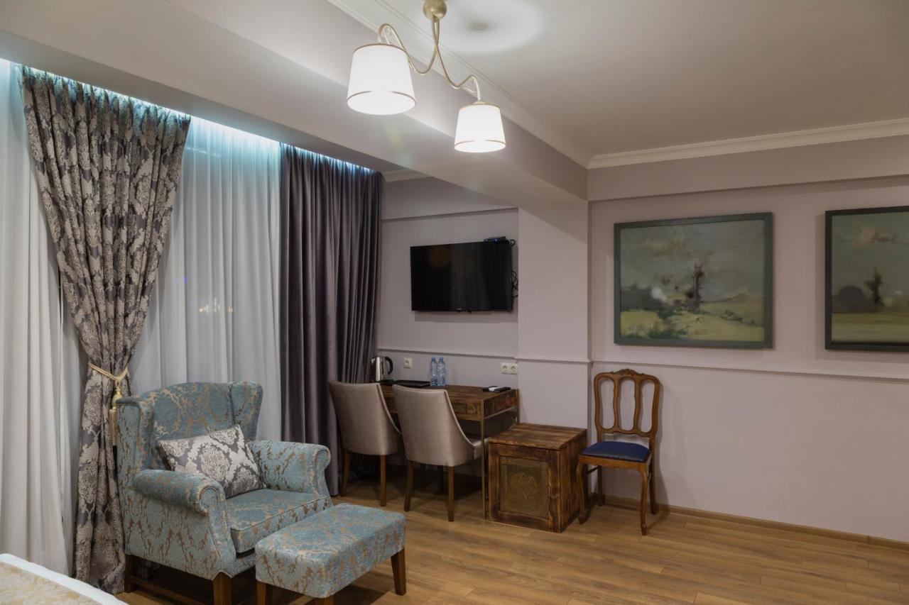 Omart Hotel - Gallery Tbilisi Exterior photo